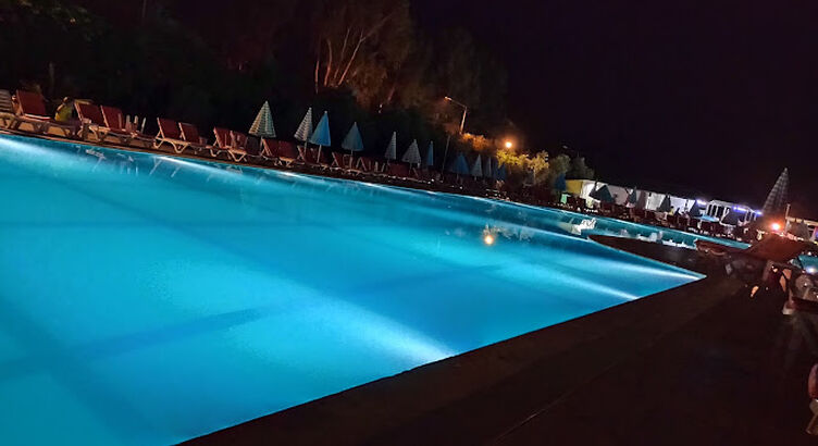 Hedef Beach Resort & SPA