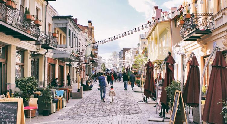 Ramazan Bayramı Özel Uçaklı Bambaşka Batum Tiflis Kars Erzurum Doğu Ekspresi Turu