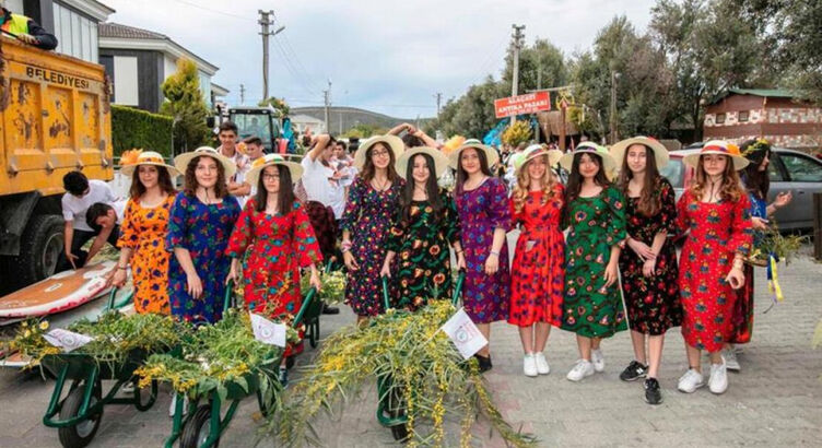 14. Alaçatı Ot Festivali Turu (1 Gece Otel Konaklamalı)