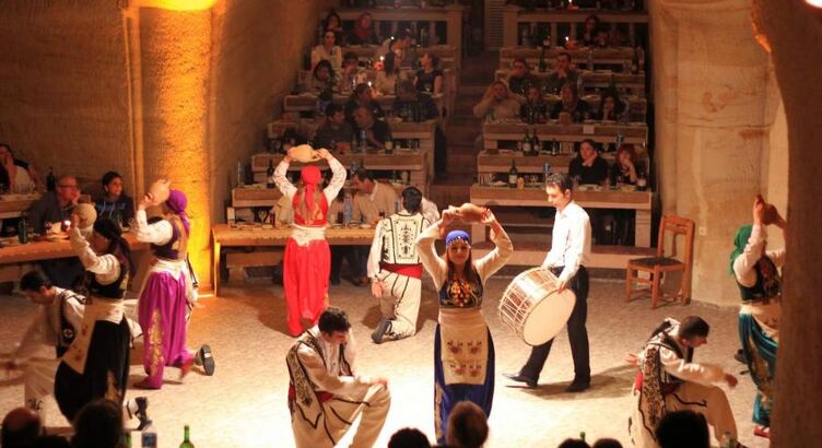  1 Mayıs Özel Kapadokya Ihlara Vadisi ve Hacı Bektaş Turu (1 Gece Otel Konaklamalı
