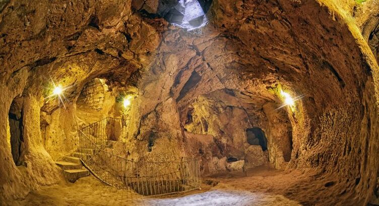  1 Mayıs Özel Kapadokya Ihlara Vadisi ve Hacı Bektaş Turu (1 Gece Otel Konaklamalı