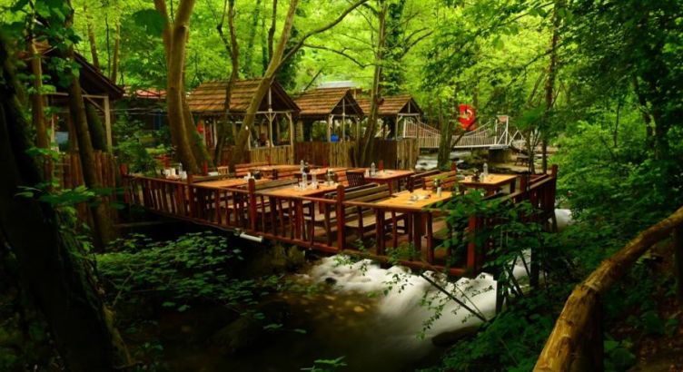 19 Mayıs Özel  Ormanya Hobbit Evleri Sapanca Maşukiye