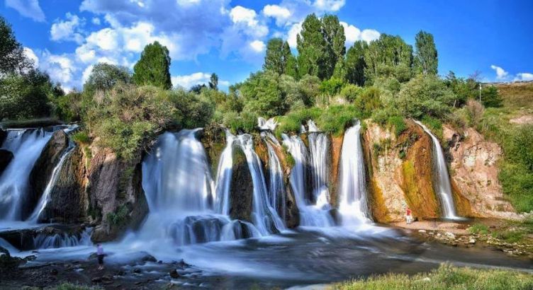 Dolu Dolu Bir Uçtan Bir Uca Sınırlarda Gap Doğu Anadolu