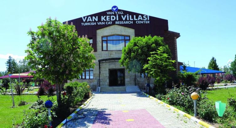 Uçaklı Kafkas Üçgeni Doğu Ekspresi Van Nahçıvan Kars Turu