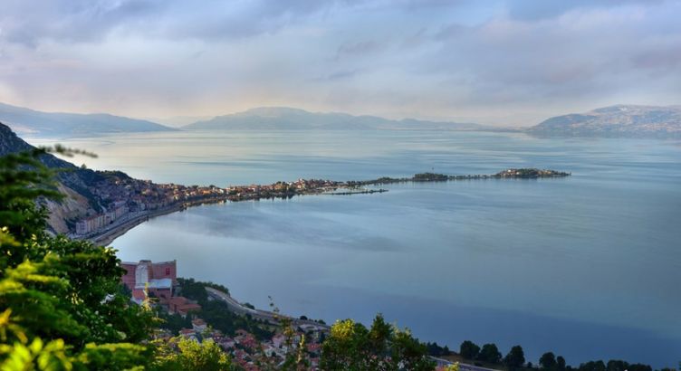 Isparta Gül Hasadı Salda Gölü ve Pamukkale Çeşme Alaçatı Turu