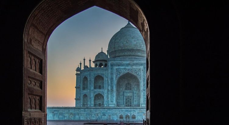 DELHI – JAIPUR – BAHARATPUR – DELHI  IŞIK FESTİVALİ kutlama