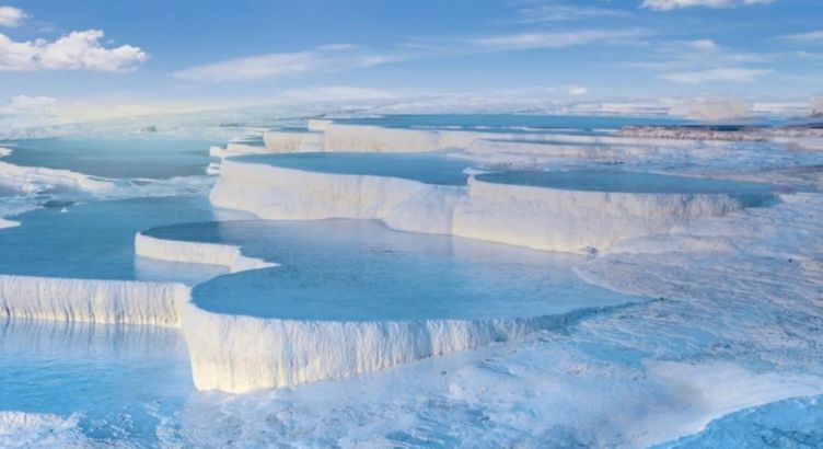 Türkiye'nin Maldivleri Salda Gölü Pamukkale Çeşme Alaçatı Turu