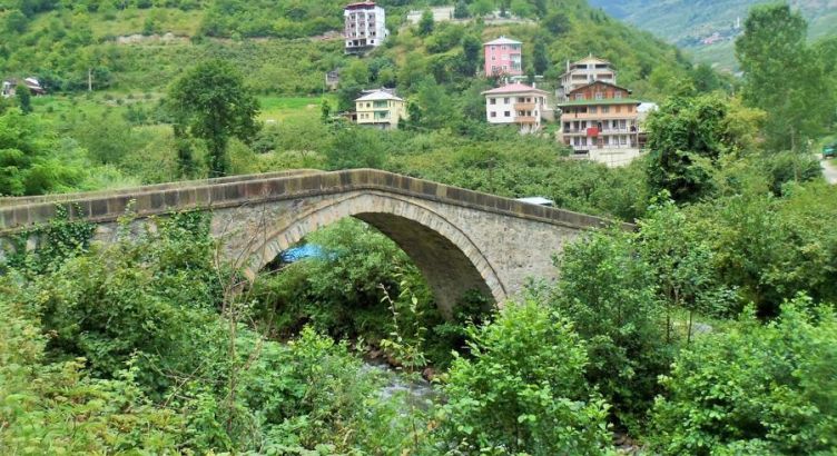 Uçaklı Doğu Karadeniz Batum Tiflis Kars Erzurum Turu