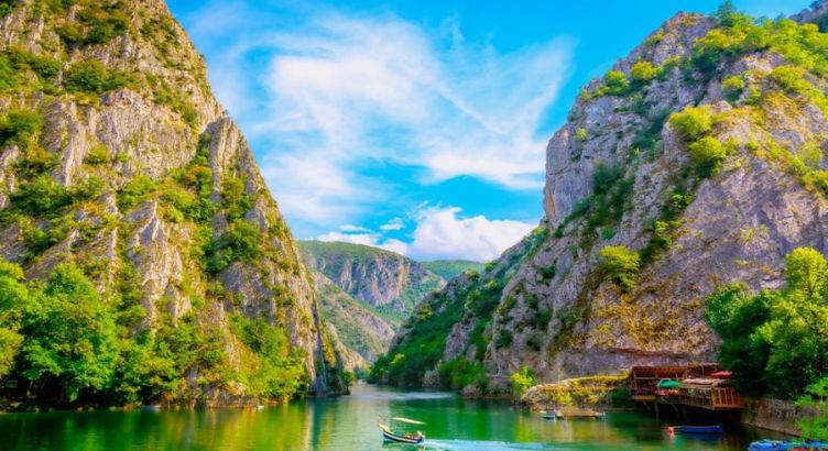 Vizesiz Uçaklı Balkan Masalı Turu 8 Gün 7 Gece Bütün Çevre Gezileri Ekstra Turlar