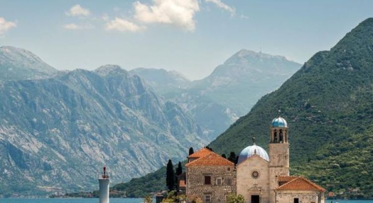 Adriyatik Kıyıları Budva Turu THY ile Yılbaşı Özel 3 Gece...