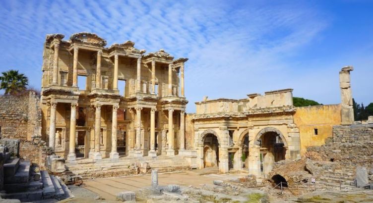 Kuşadası Çeşme Ayvalık Turu