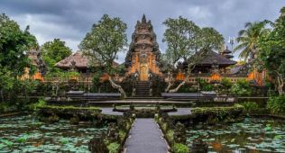 3 Gece Akohara Hotel UBUD &4 Gece İmpiana Seminyak