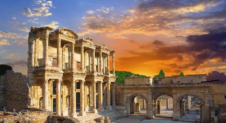 İzmir Çeşme Alaçatı Kuşadası Şirince Efes Turu (1 Gece Otel Konaklamalı)