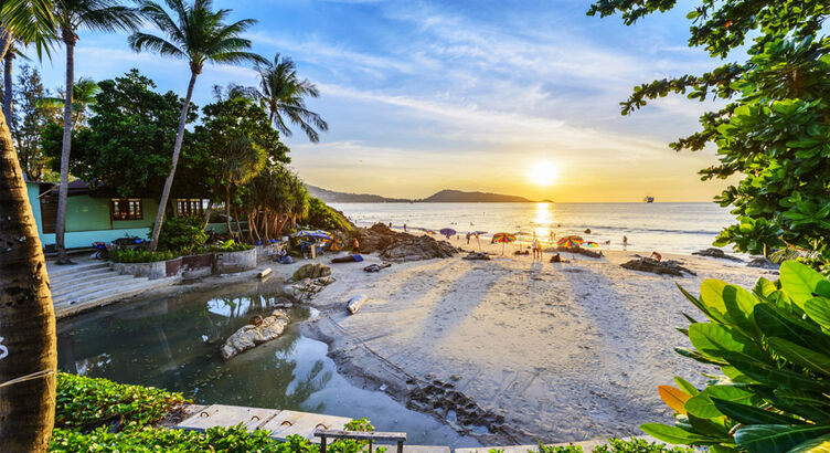 Phuket (Yaz & Kış Dönemi )